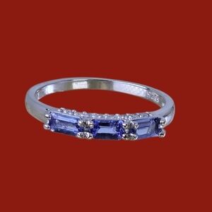 925 Sterling Silver Ring wirh Natural Tanzanite Gem & CZ